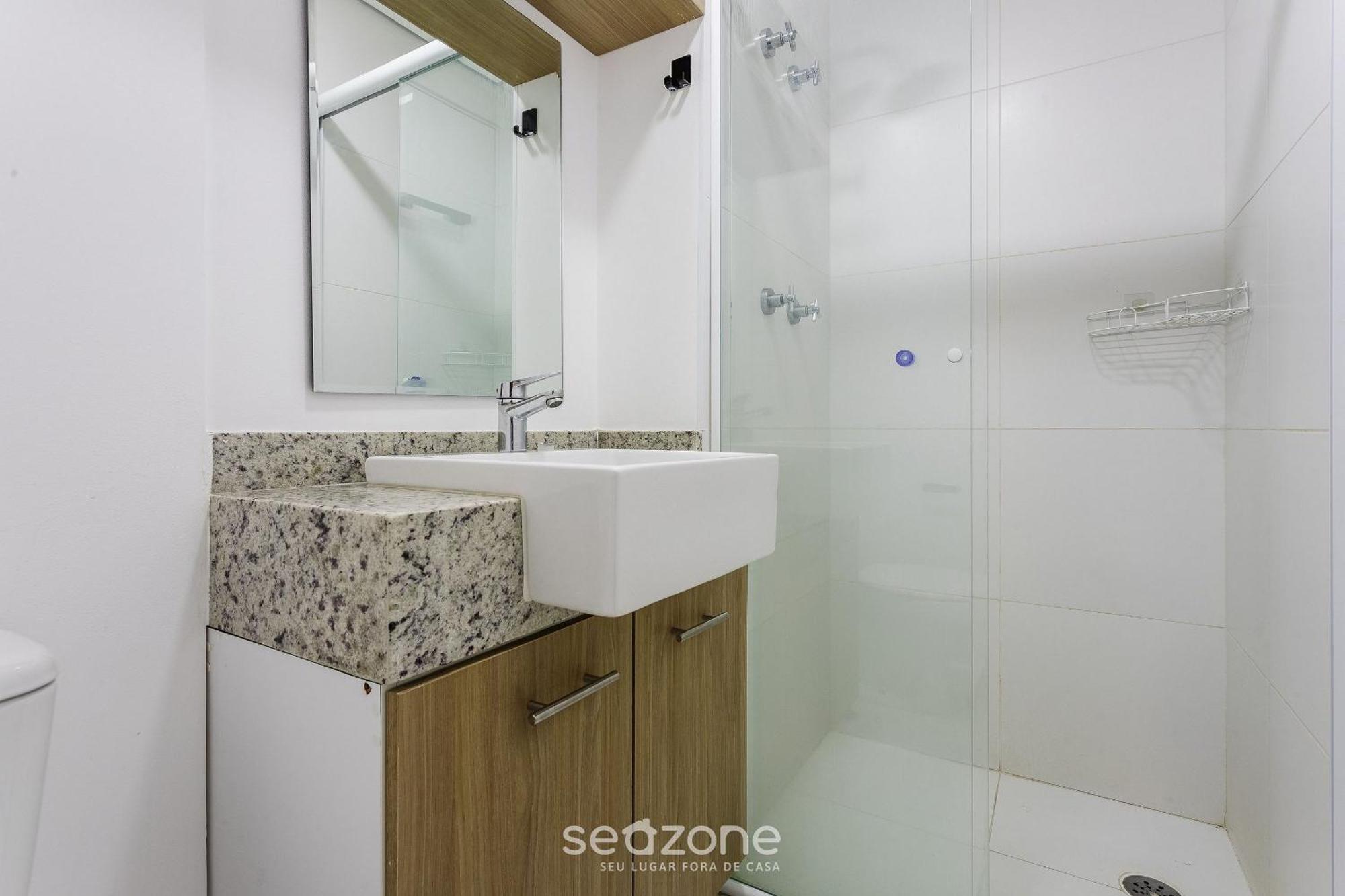 Apartamento Em Predio C/ Piscina 150m Do Metro Bss0703 *
